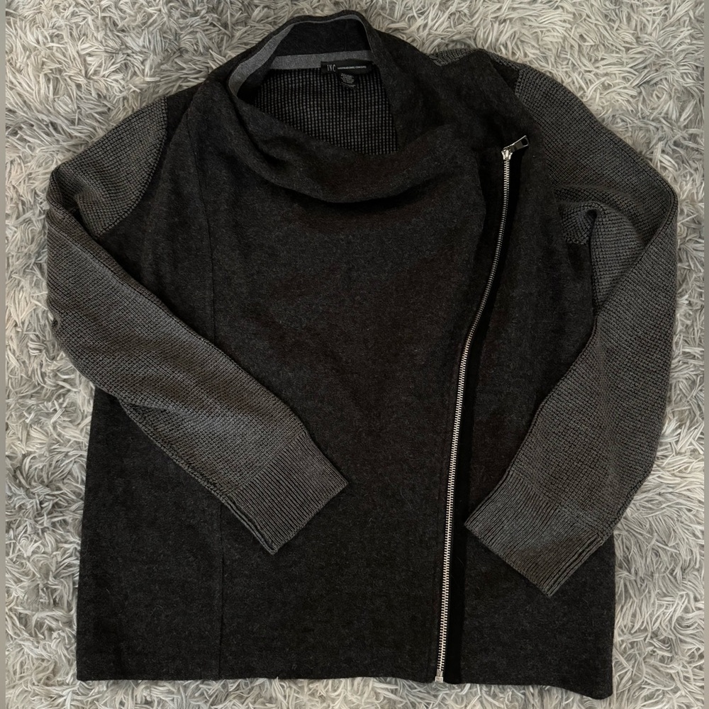 Ladies XL I.N.C Angled Zip Sweater
